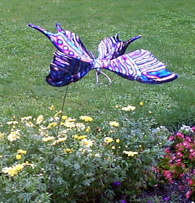 Fenteer Windspirale Windspiel mit Glaskugel für Haus und Garten Dekoration Schmetterling 
